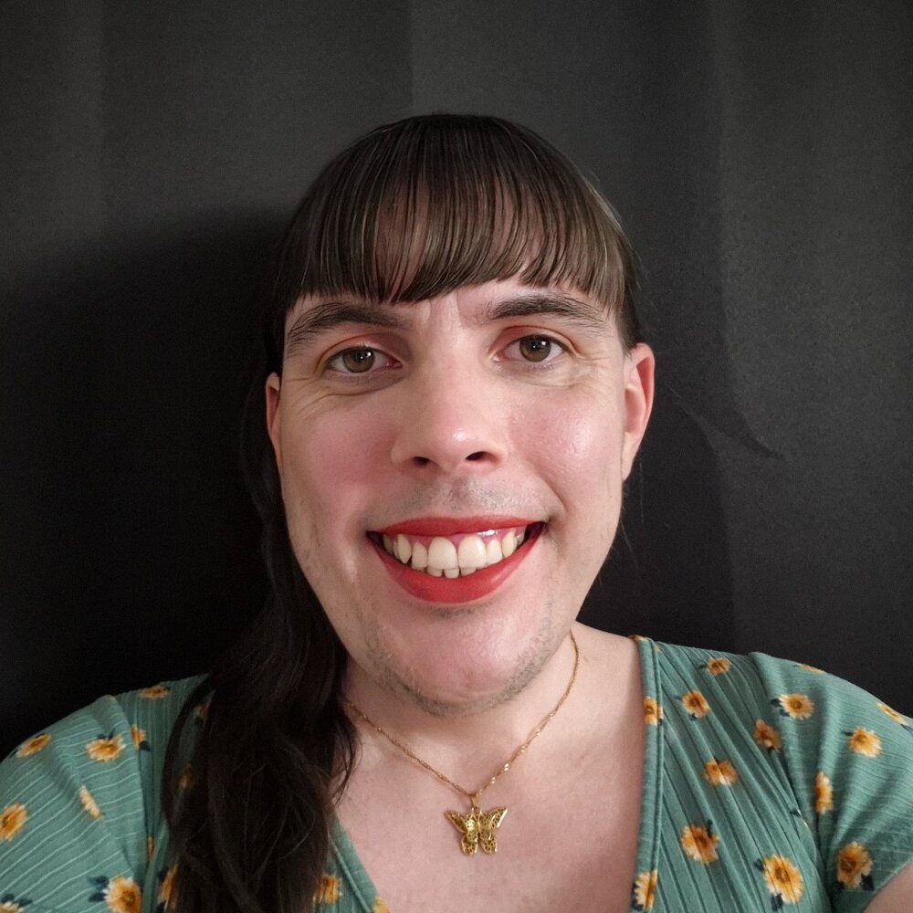 Hi nice to meet you. I am a 👩 and I enjoy many girly things sister. 💖💖💖